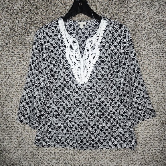 Talbots Top Womens Small Black White Sheer V Neck Embroidered Neck‎ Casual - Picture 1 of 8